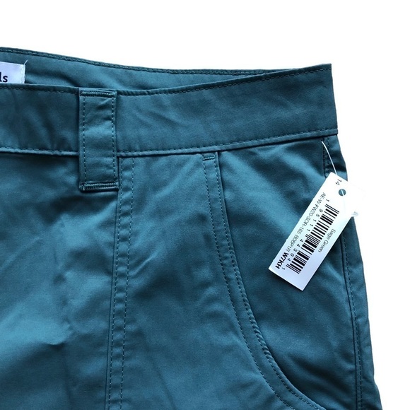 Amazon Essentials Sage Green Shorts Size 14 - Picture 2 of 8